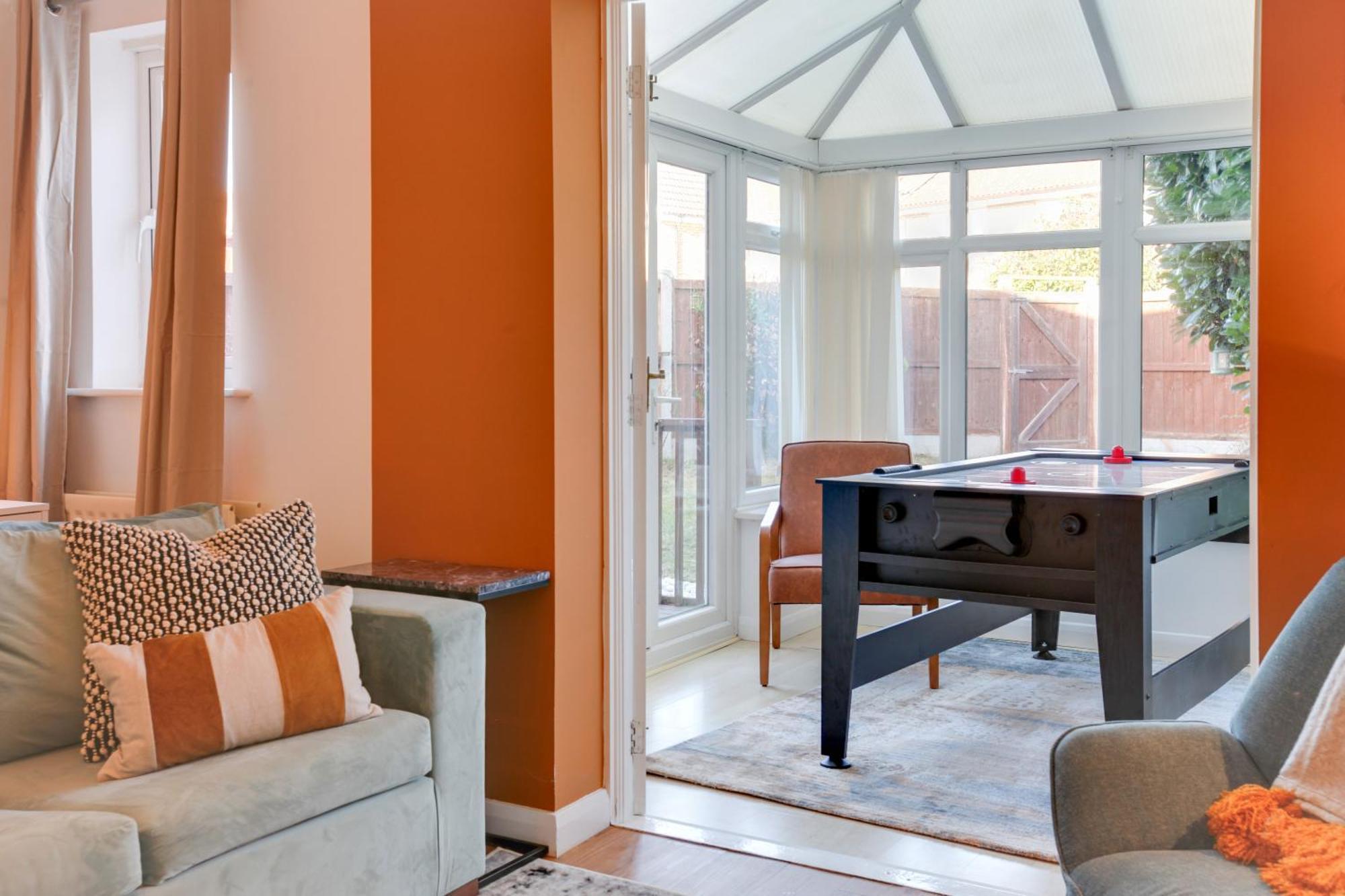 Cosy Two Bedroom House - Chelmsford - Free Parking And Wifi Exteriör bild